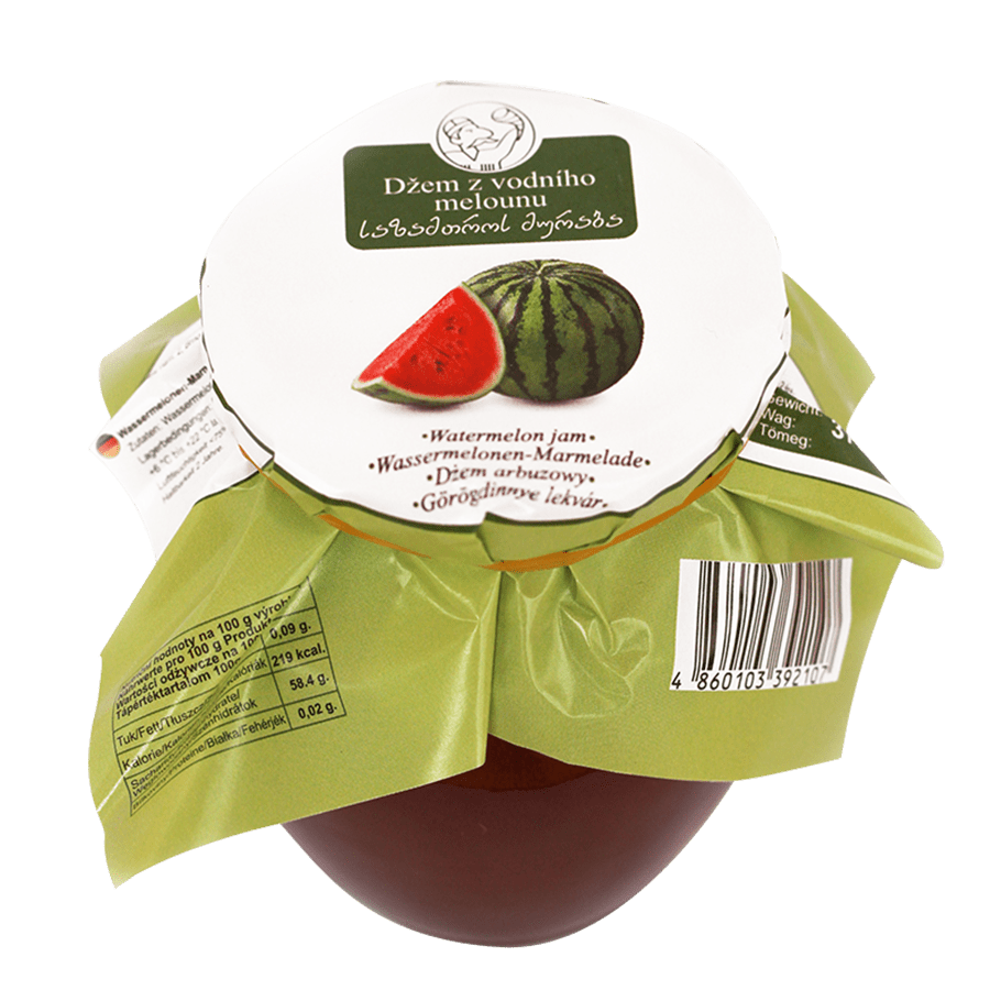 Zavařenina z vodního melounu - 650g. Zavařenina z vodního melounu je osvěžující pochoutka, která zachycuje sladkou a šťavnatou chuť léta. Kousky vodního melounu jsou pečlivě konzervovány v jemném nálevu, který zvýrazňuje jejich přirozenou sladkost. Ideální jako neobvyklý doplněk k dezertům, jogurtům nebo na pečivo. Skvělá volba pro milovníky originálních a osvěžujících pochoutek. Užijte si jedinečnou kombinaci křupavého melounu a sladkého nálevu, která přinese letní atmosféru na váš stůl. Gruzínský džem z vodního melounu v obalu, tradiční sladká specialita z Gruzie pro domácí použití