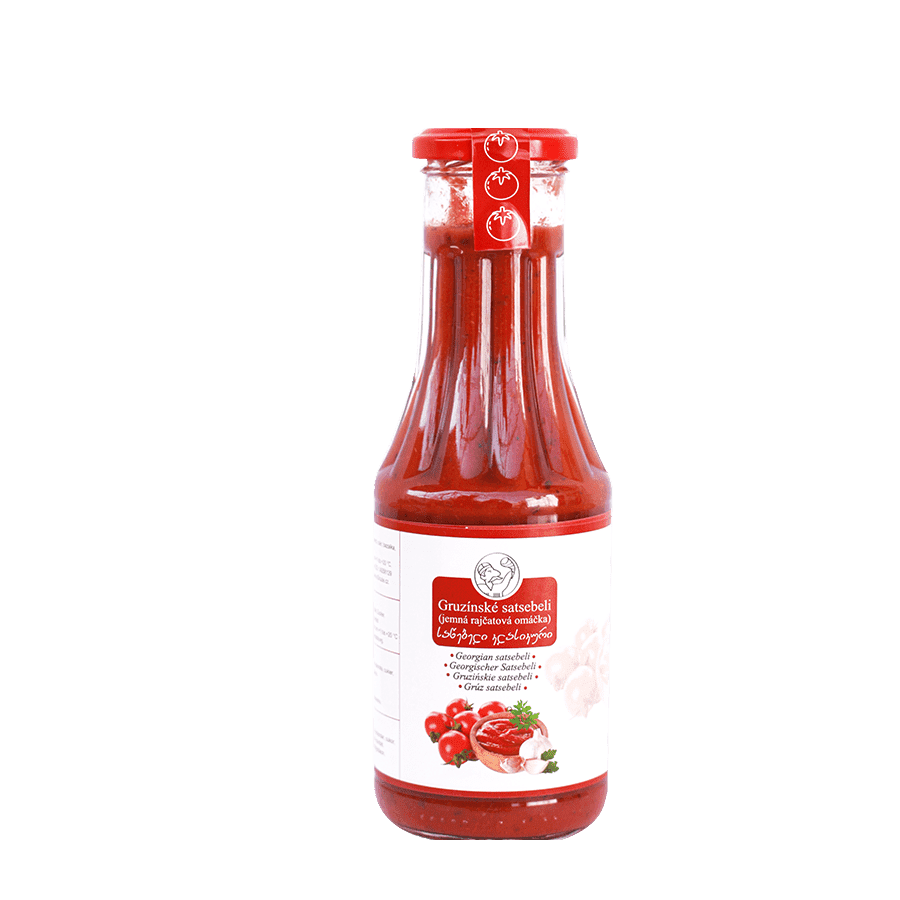 Satsebeli klasické - 370 ml. Satsebeli je tradiční gruzínská omáčka, která dodá vašim pokrmům lahodnou a vyváženou chuť. Satsebeli je vyrobená z čerstvých rajčat, paprik, česneku a bylinek. Omáčka je ideální pro grilovaná masa, zeleninu, rýži nebo jako dip. Její jemná, přesto výrazná chuť ocení každý gurmán. Perfektní pro každodenní vaření i speciální příležitosti. Gruzínská satsbeli omáčka z rajčat s česnekem, tradiční gruzínský produkt z Gruzie v lahvi
